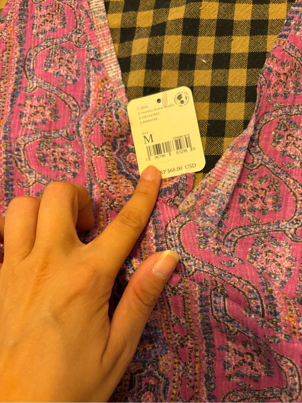 Free People Women’s Pink Paisley V-Neck Tank Top NWT - Picture 2 of 5